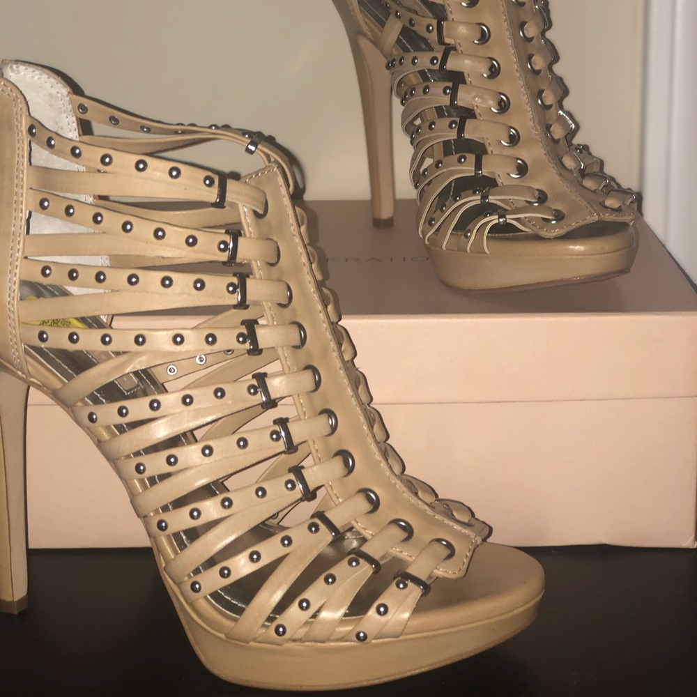 No name Heels